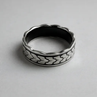 Giá tốt. Die-custing Stainless Steel Chain Turning Men's Ring Stress Relieving Couple Ring Women's Jewelry Ring Accessories trực tuyến